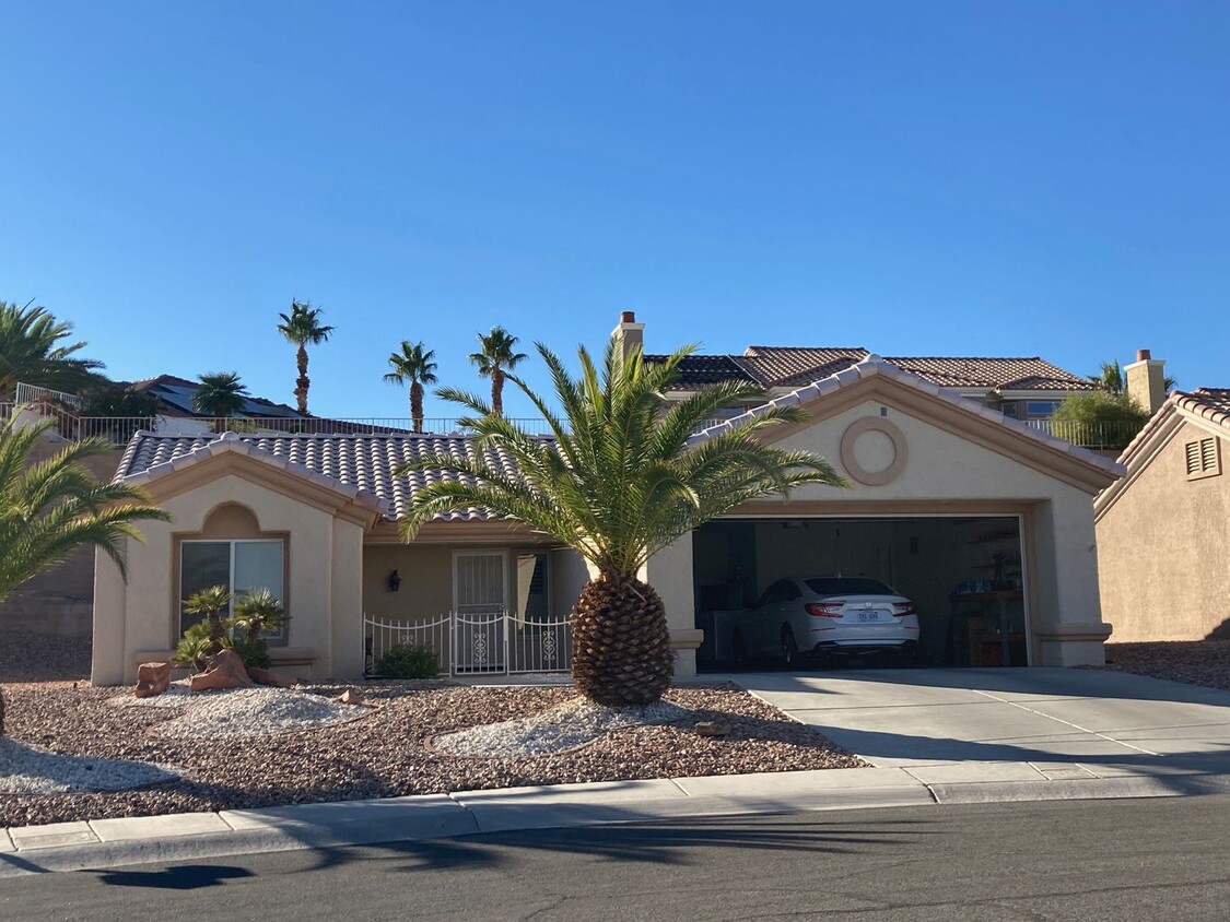 Foto principal - 55+ For Rent Home in Sun City Summerlin