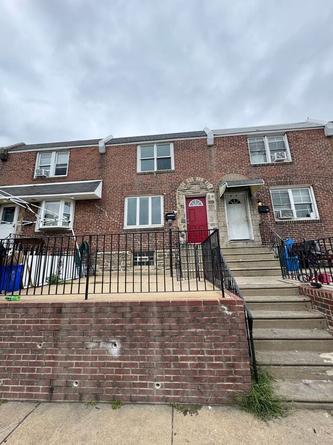 Building Photo - Updated 3BR House Available for Rent