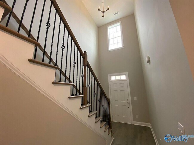 Building Photo - 113 Bienville St