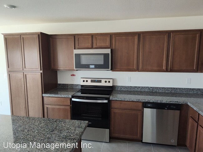 Building Photo - 3 br, 2 bath House - 856 Turtleback Falls Ave