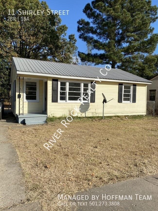 Building Photo - 11 Shirley St