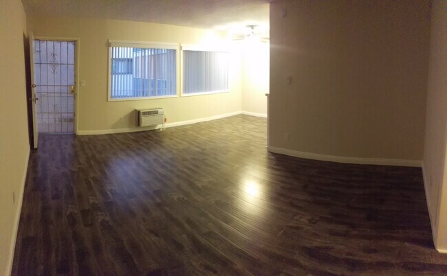 Building Photo - 916 N Sierra Bonita Ave