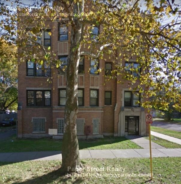 Primary Photo - 7957 S Marquette Ave
