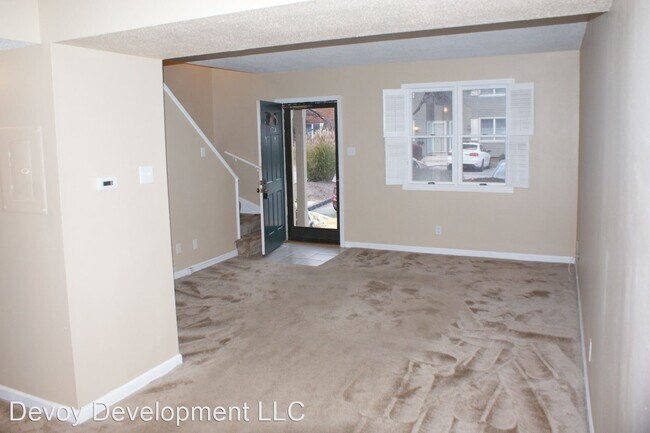 Building Photo - 2 br, 1.5 bath House - 1724 Blue Jay Cove