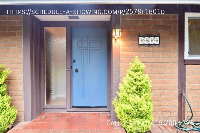Building Photo - 252 Grove Acre Ave