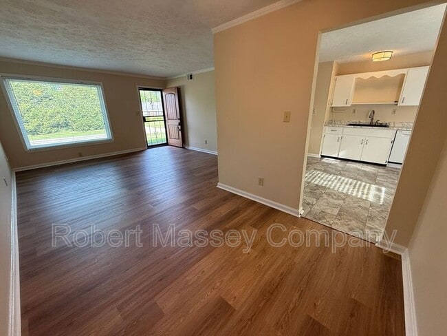 Foto del edificio - 3305 Mcadams Ct