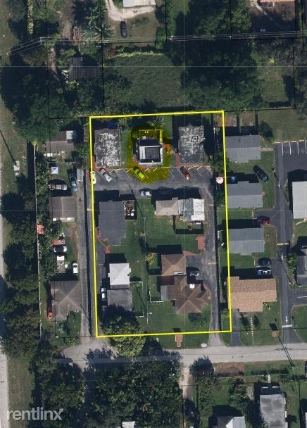 Foto del edificio - 601 NW 90th St