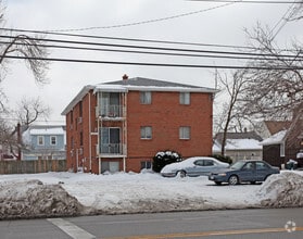 Building Photo - 5841 Transit Rd