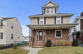 Building Photo - 87 E Somerset St