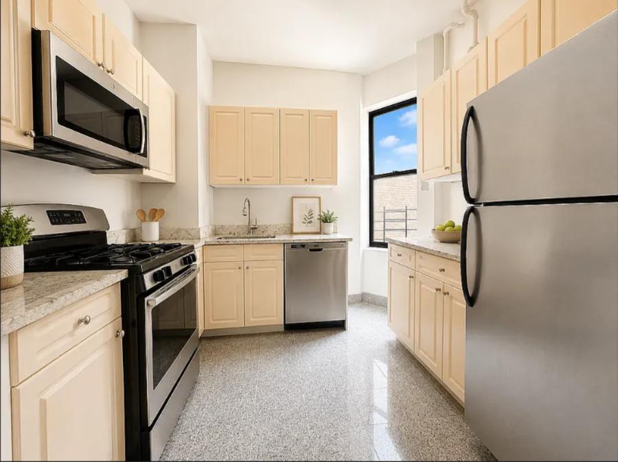 Building Photo - West 171st Street