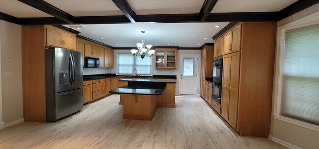 Foto del edificio - 12812 Bluet Ln