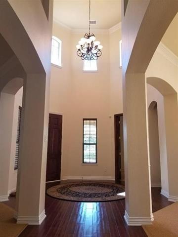 Building Photo - 956 Pheasant Dr