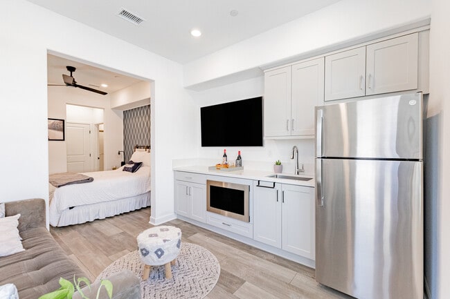 Building Photo - 10405 Galen Way