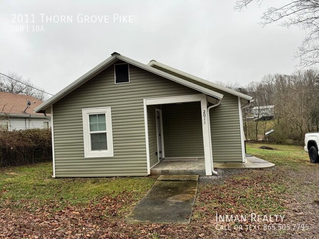 Building Photo - Beautifully renovated home in Knoxville, TN!