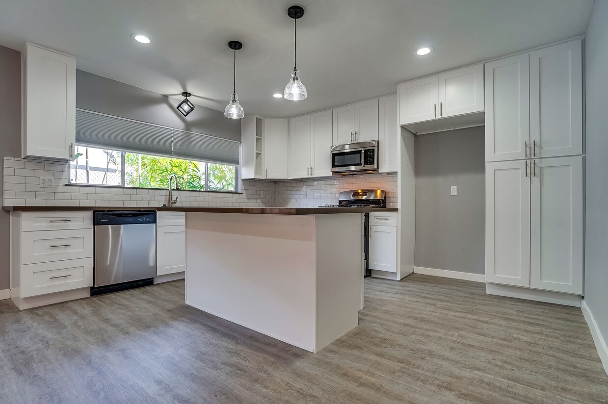 Foto principal - 120 S Belmont St