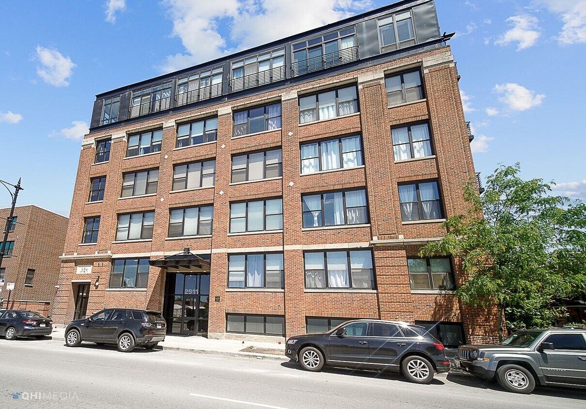 Foto principal - 2911 N Western Ave