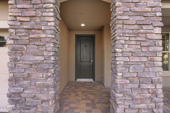 Building Photo - 32388 N 129th Dr