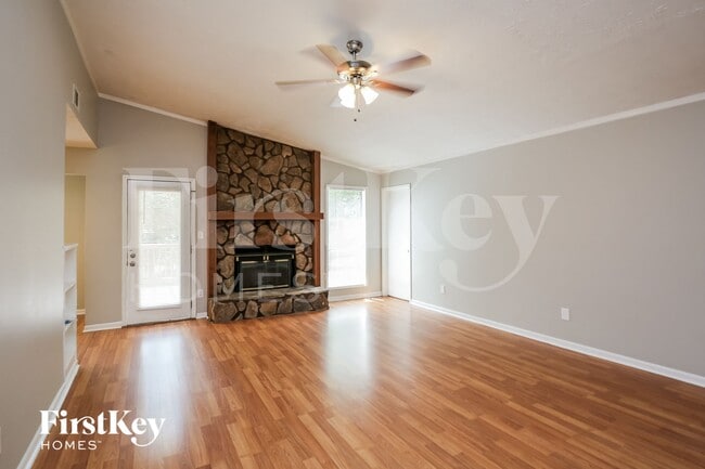 Foto del edificio - 5301 W Jones Bridge Rd