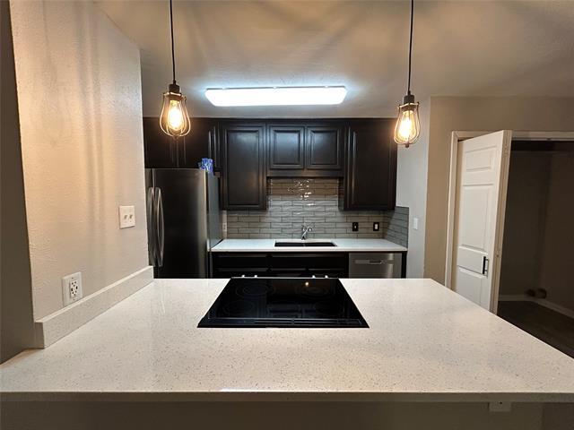 Foto del edificio - 10105 Peppertree Ln