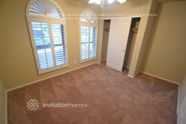 Foto del edificio - 4324 W Carson Rd