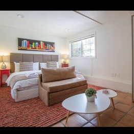 Foto del edificio - 1594 Manning Ave