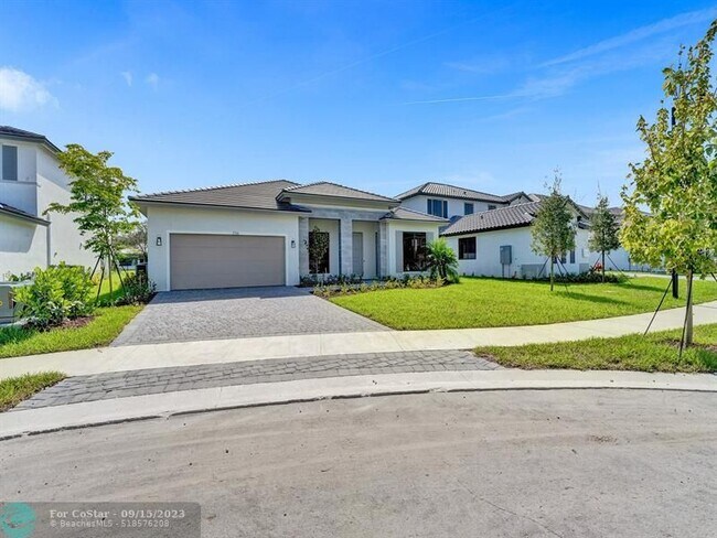 Foto del edificio - 5736 SW 104th Terrace