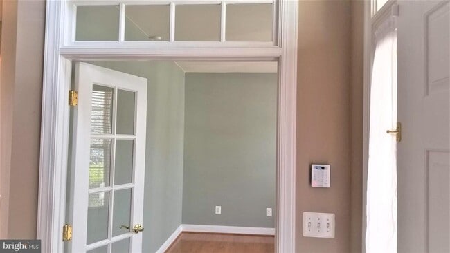 Building Photo - 43649 Riverpoint Dr