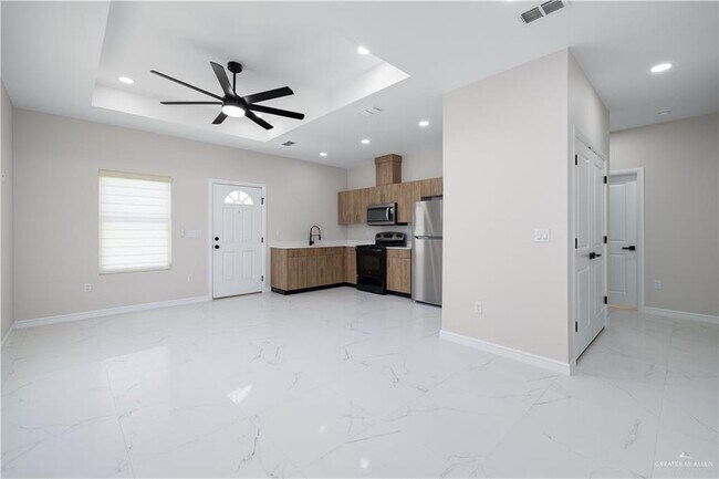 Foto del edificio - 7 7th St