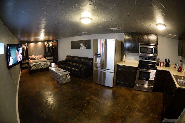 Foto del edificio - 1513 S Armstrong Ave