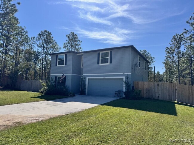 Foto del edificio - 11400 Chickadee Rd