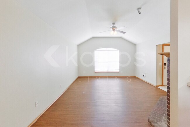 Foto del edificio - 1129 NE 8th St