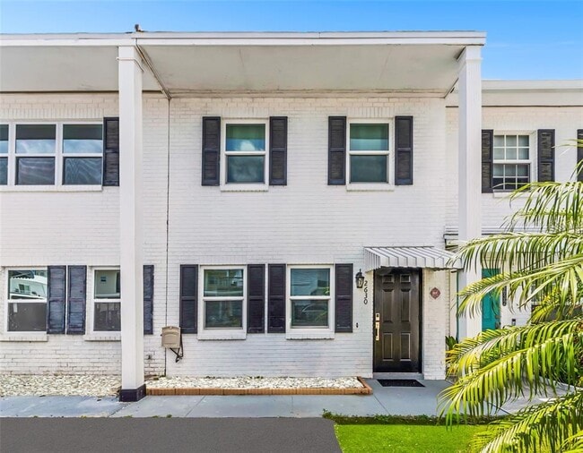 Building Photo - 2630 St Joseph Dr W