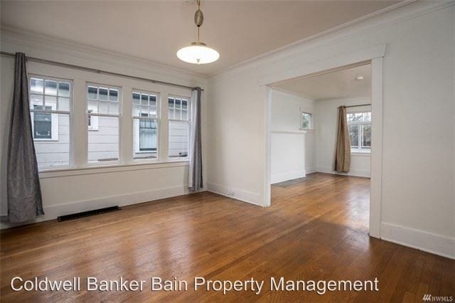 Building Photo - 6 br, 3 bath House - 5026 - 7th Avenue N.E.