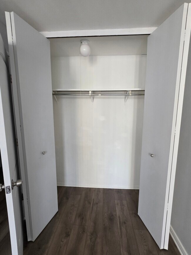 Foto del edificio - 233 E Erie St