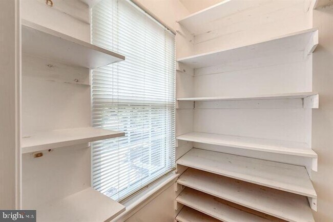 Foto del edificio - 13676 Barren Springs Ct
