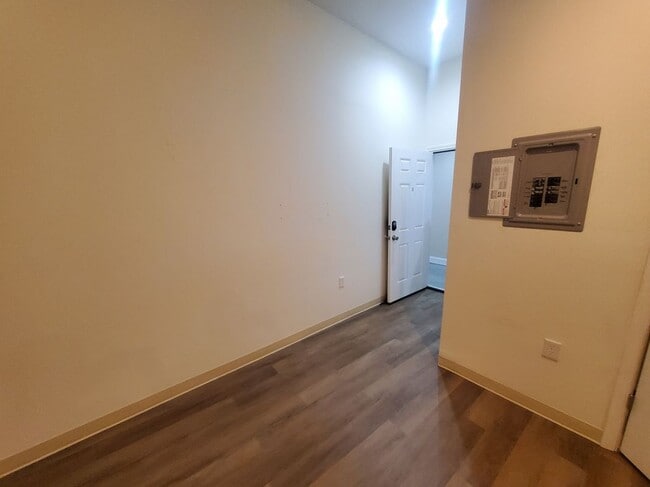 Foto del edificio - 641 Washington St