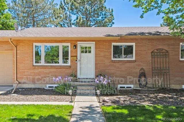 Foto principal - 9686 Rensselaer Dr