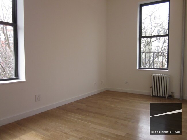 Building Photo - 144 Decatur St