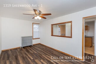 Building Photo - 1319 Greenwood Ave