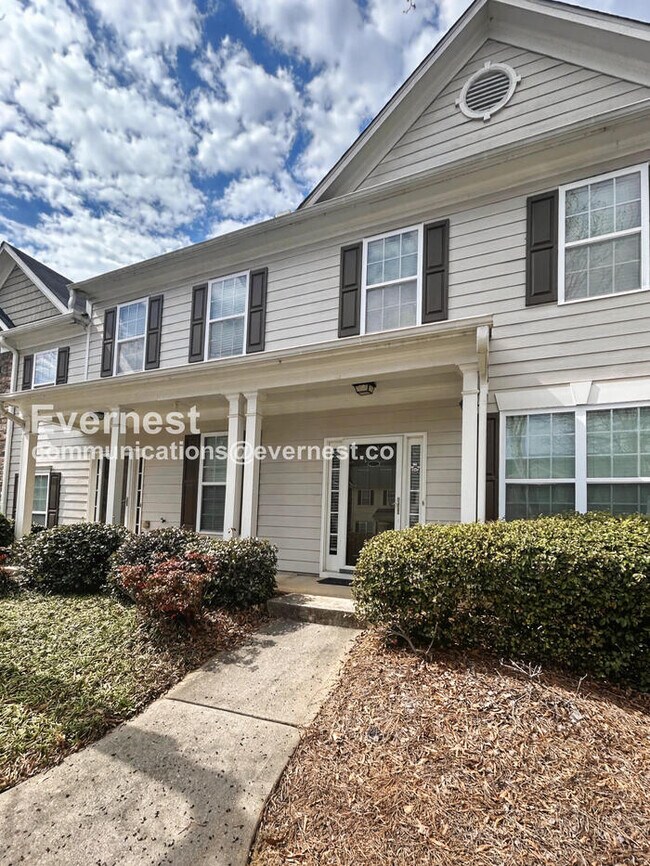 Foto del edificio - 585 McWilliams Rd SE