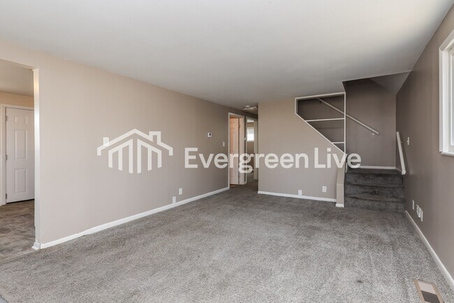 Foto del edificio - 4014 Woodcliffe Ave