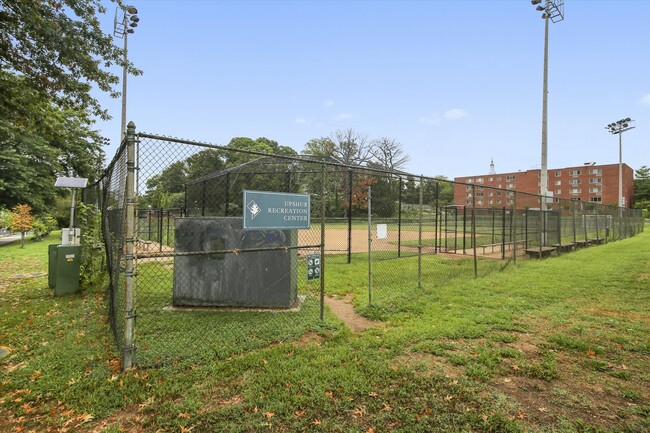 Building Photo - 4416 15th St NW