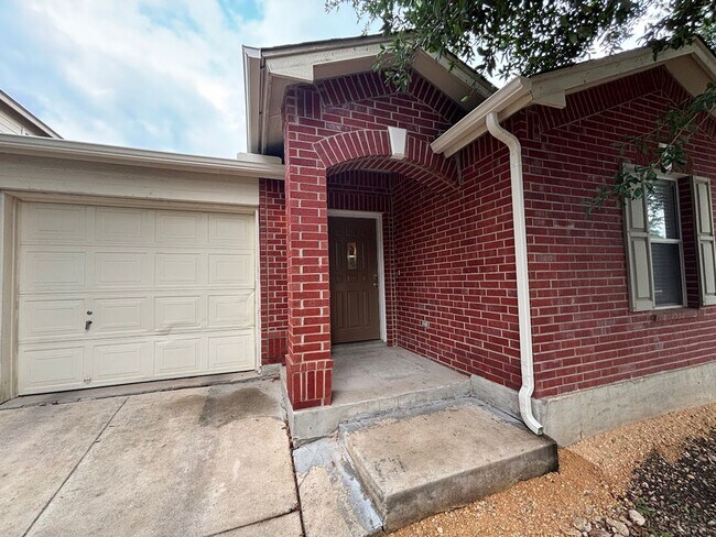 Foto del edificio - Charming 2 Bedroom, 2 Bathroom Home in Pri...