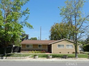 Building Photo - 777 W Twelfth St