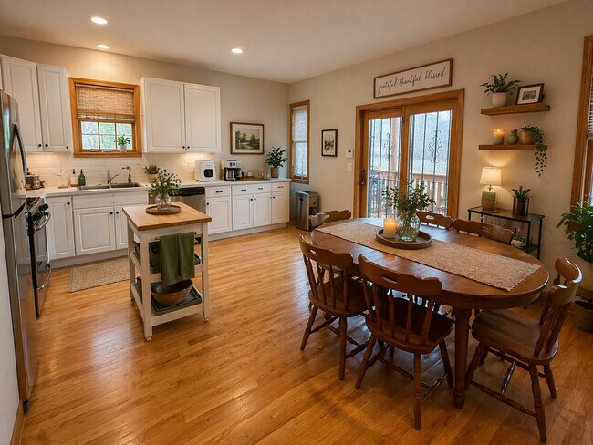 Foto del edificio - 1463 N Leavitt St