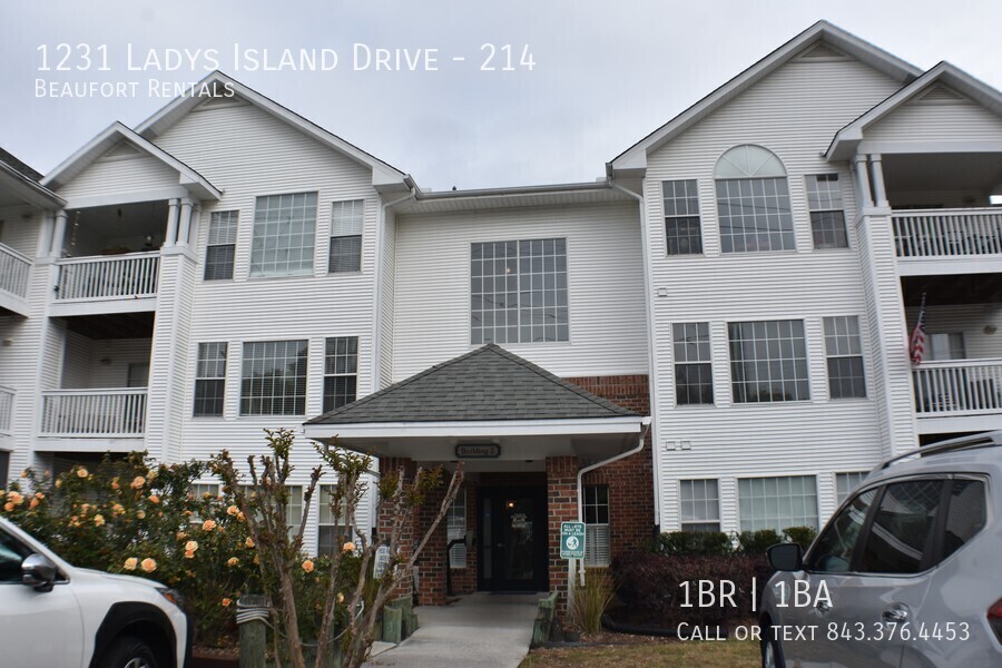 Primary Photo - 1231 Ladys Island Dr