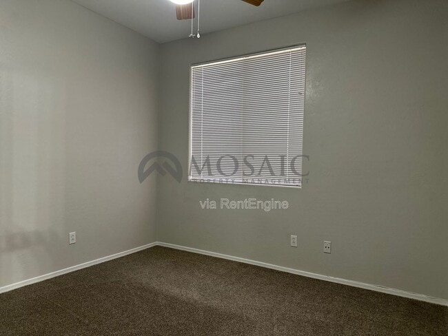 Building Photo - 121 W Birchwood Pl