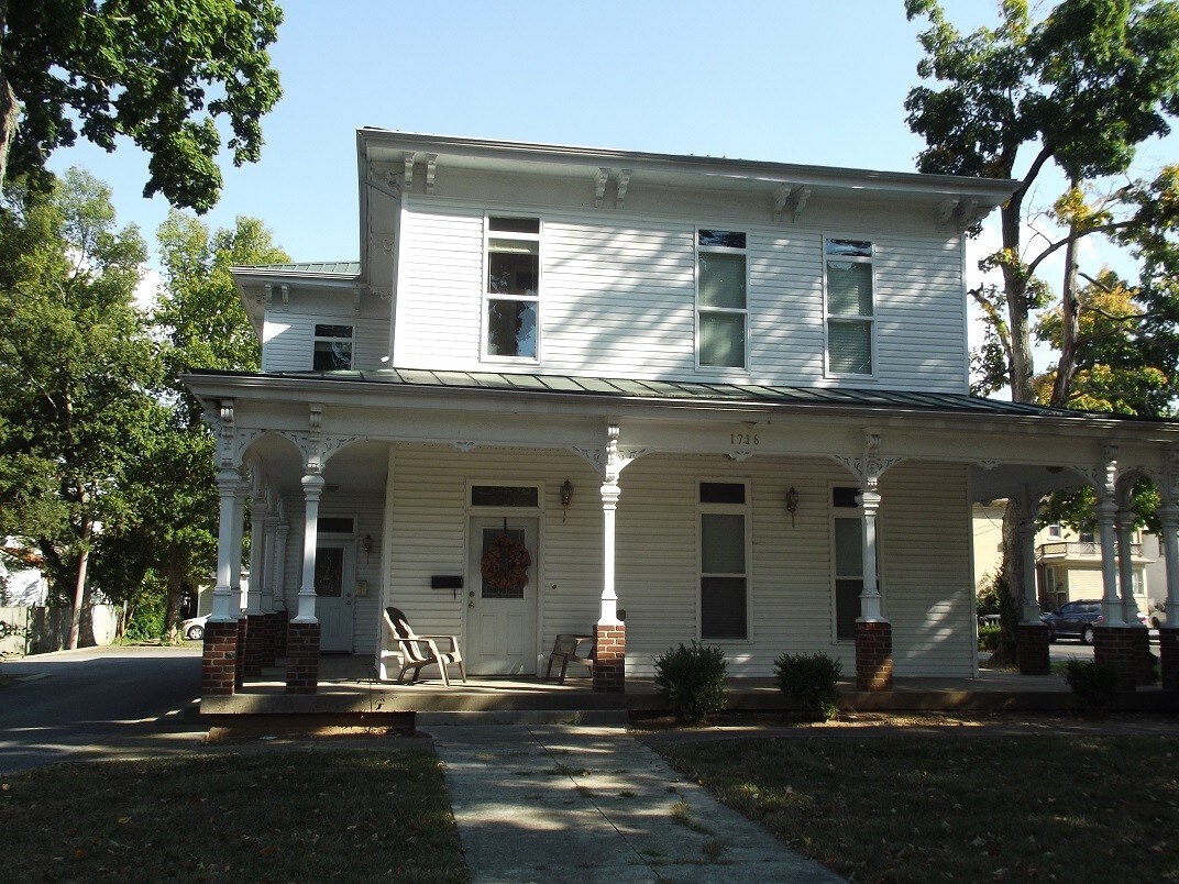 Foto principal - 1716 S Main St
