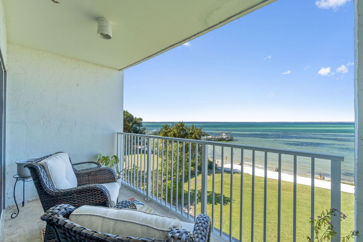 151 Calhoun Ave, Destin, FL 32541 Townhome Rentals in Destin FL