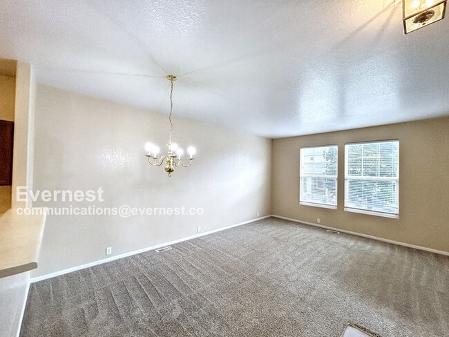 Building Photo - 5906 Ensemble Heights